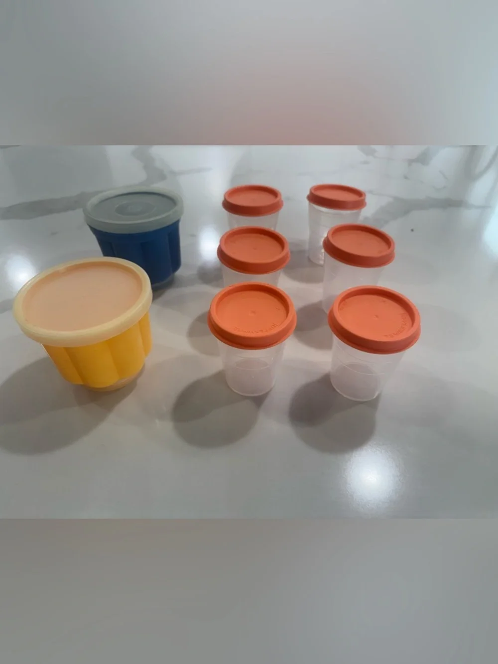 Vintage‎ Tupperware Jello Mold Set 6 Cups 2oz Shot/Condiment Lids
